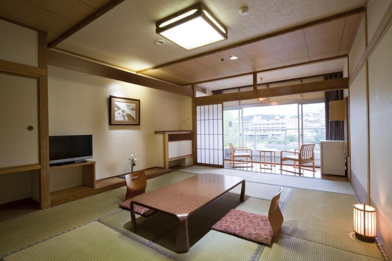 琵琶湖グランドホテル京近江 Ōtsu Extérieur photo